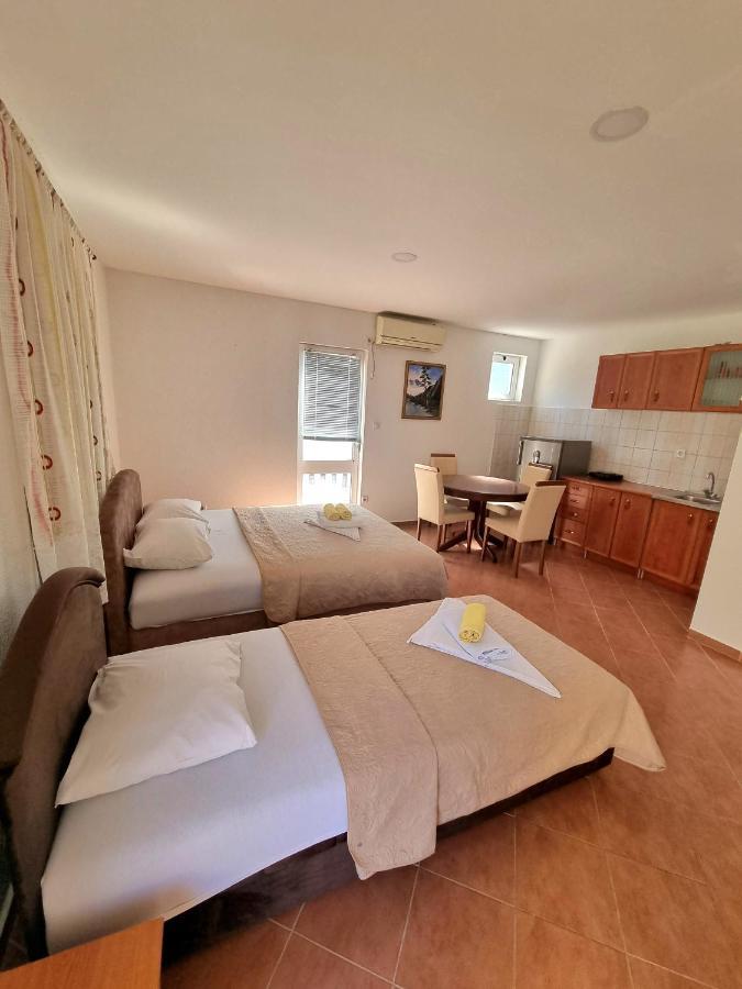 Apartmani Mihailovic Budva Cameră foto